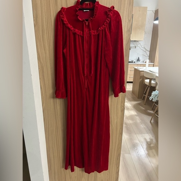 Vintage Other - Vintage 80s JC Penney Medium Robe Long Red Velour 1/2 Zip Stretch Gown Robe